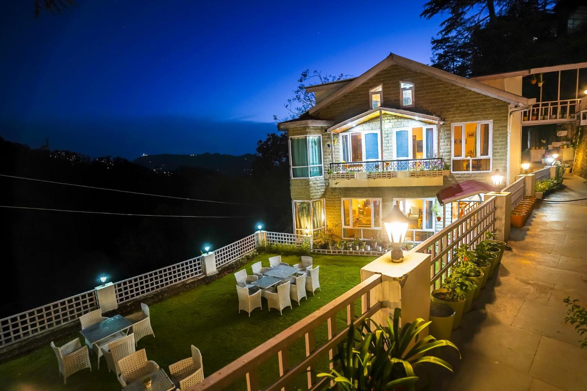 Whispering Pines Villa Shimla Exterior foto